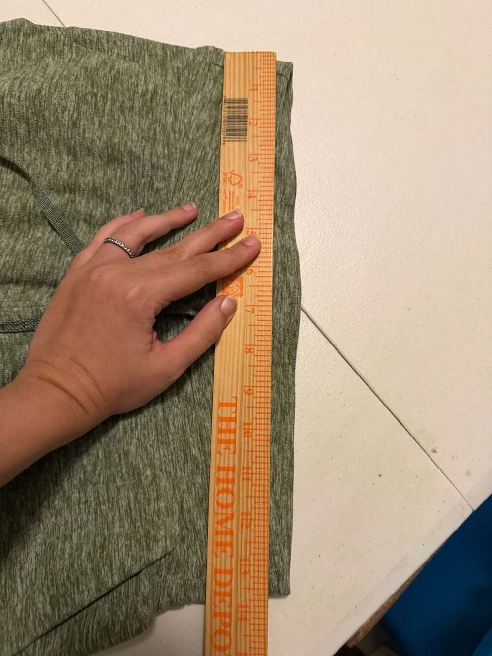 Lululemon Ready to Rulu High-Rise Jogger in Heathered Olive Green 6 - Picture 7 of 8